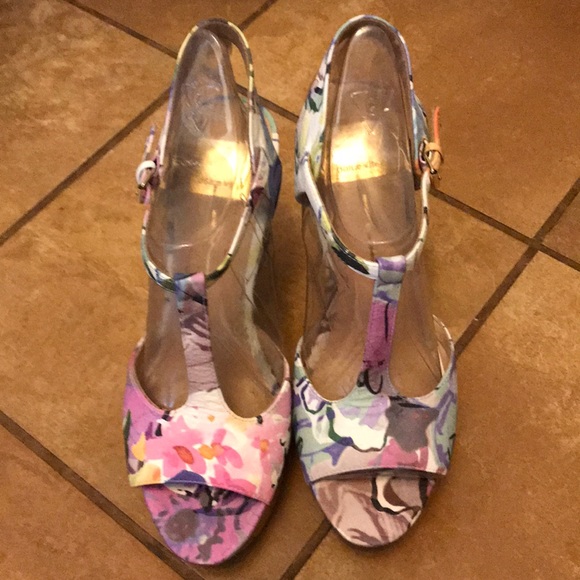 Trending look! Dolce Vita floral platform heels EUC - Picture 3 of 10